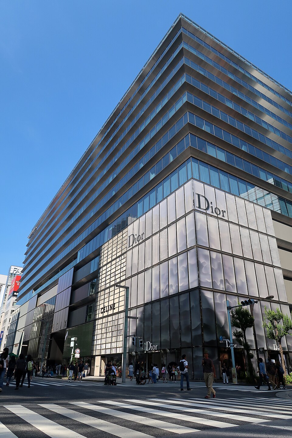 東京・銀座の商業施設GINZA SIXの外観